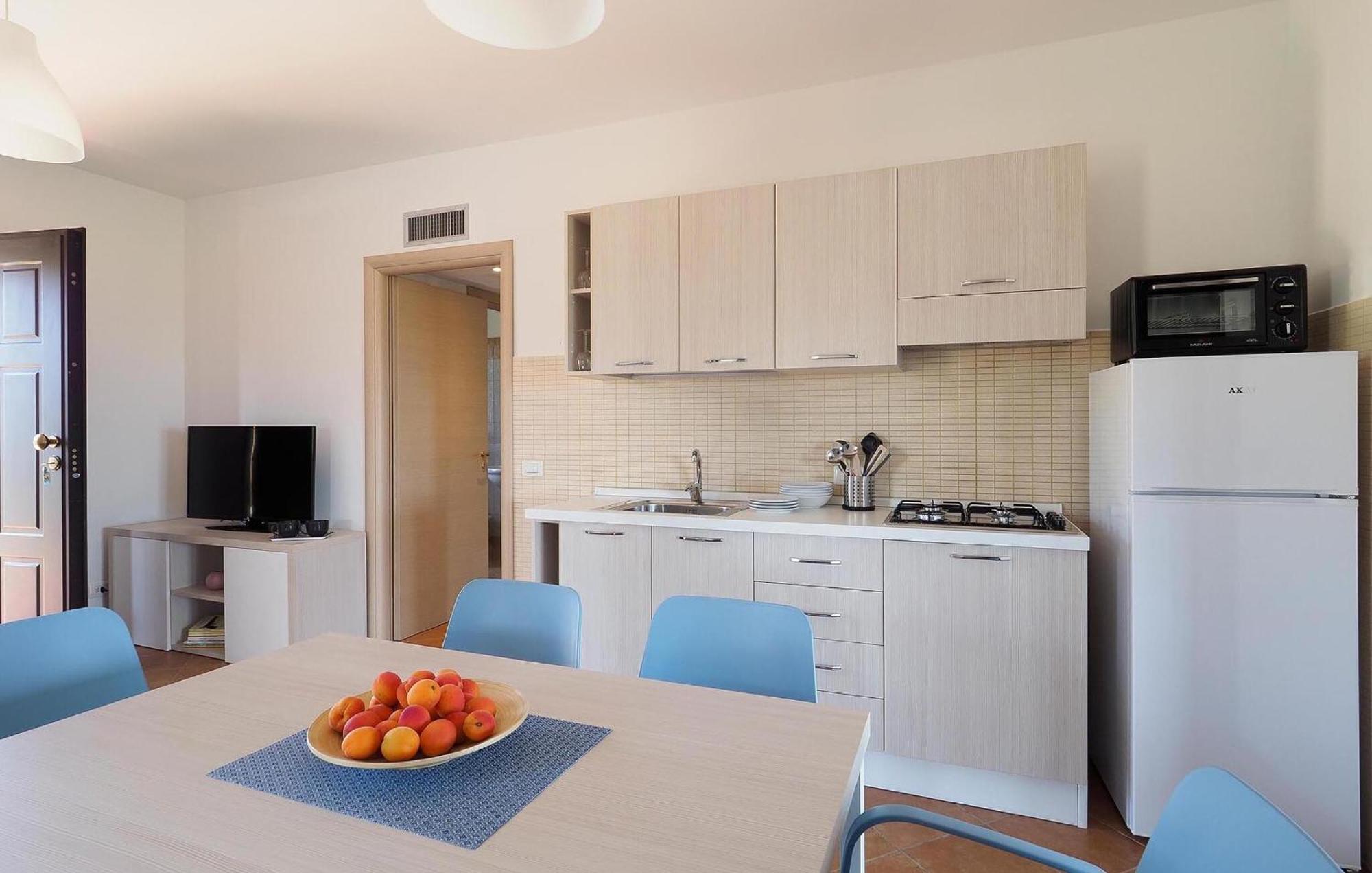 Lovely Home In Marina Di Modica With Kitchenette Екстериор снимка